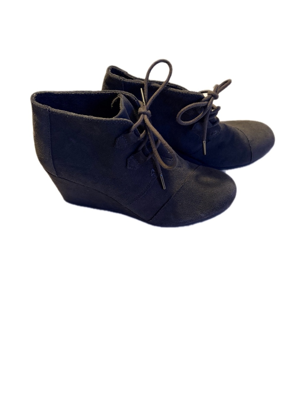 Size 8 TOMS Kala Desert Wedge Booties Grey Suede Lace-Up Ankle Boots Women's